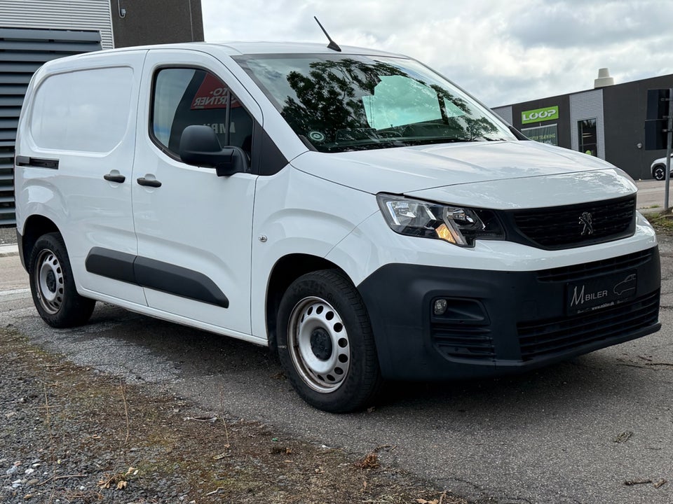 Peugeot Partner 1,5 BlueHDi 100 L1V2 Ultimate Van