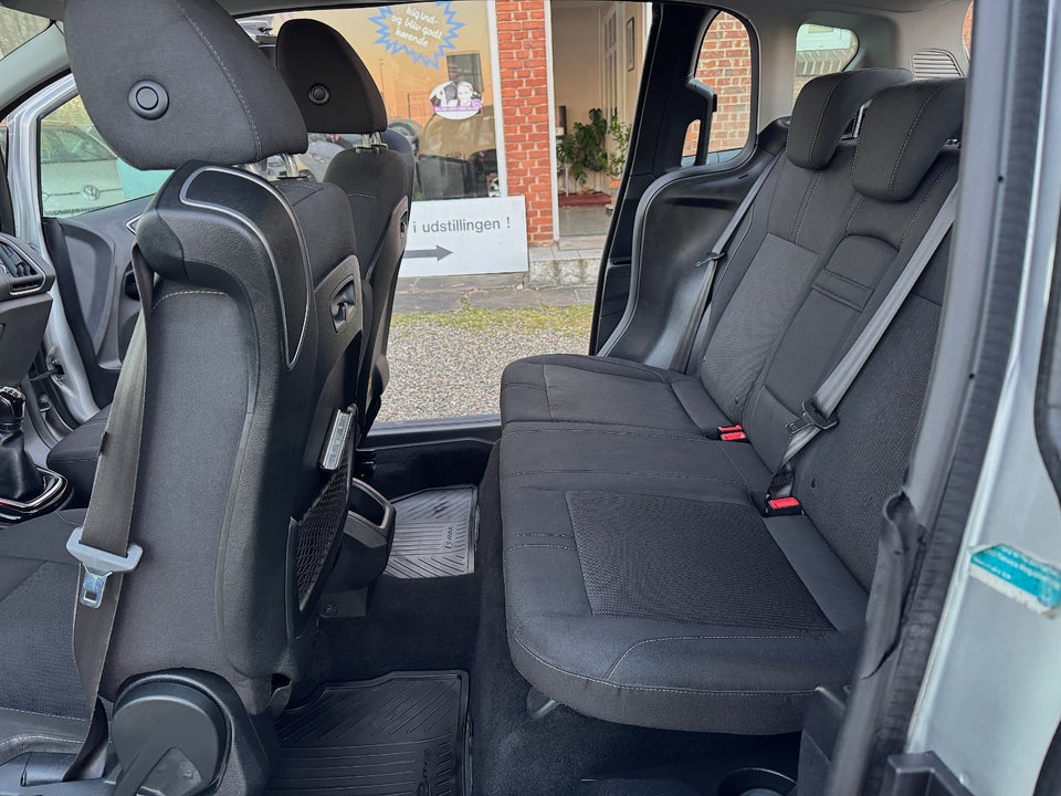 Ford B-MAX 1,0 SCTi 125 Titanium 5d