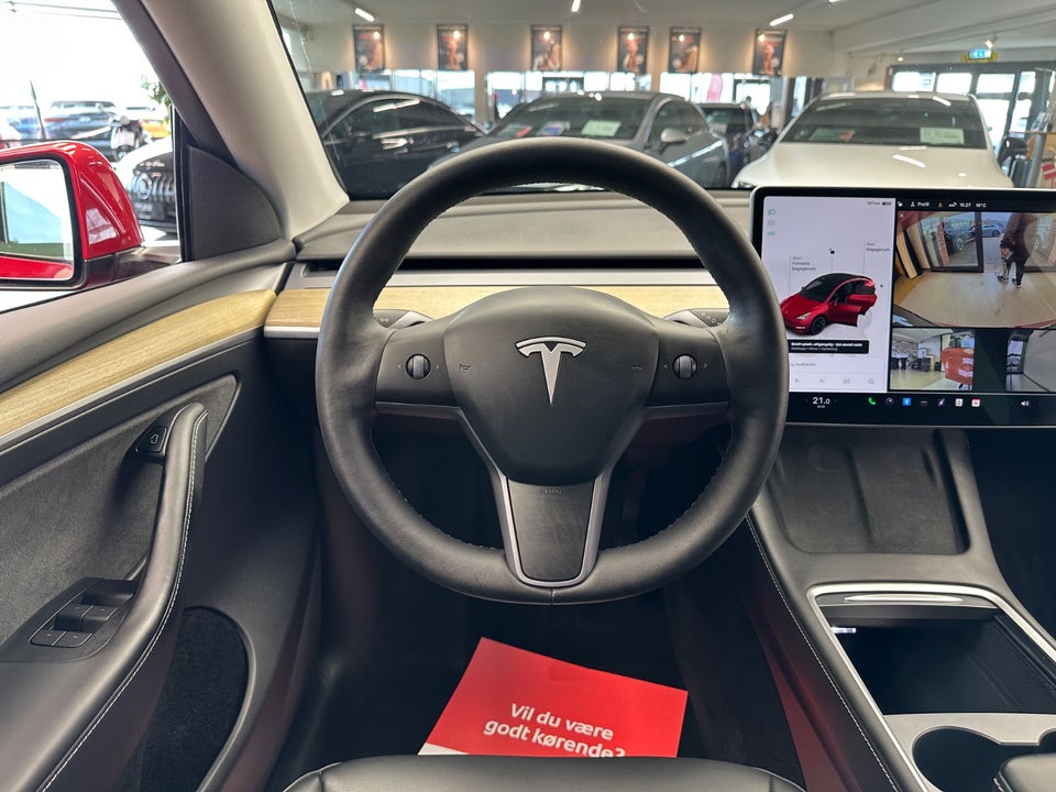 Tesla Model Y Long Range AWD 5d