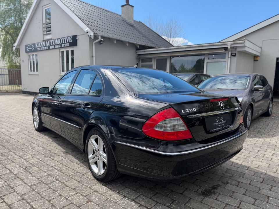 Mercedes E200 1,8 Kompressor Avantgarde aut. 4d