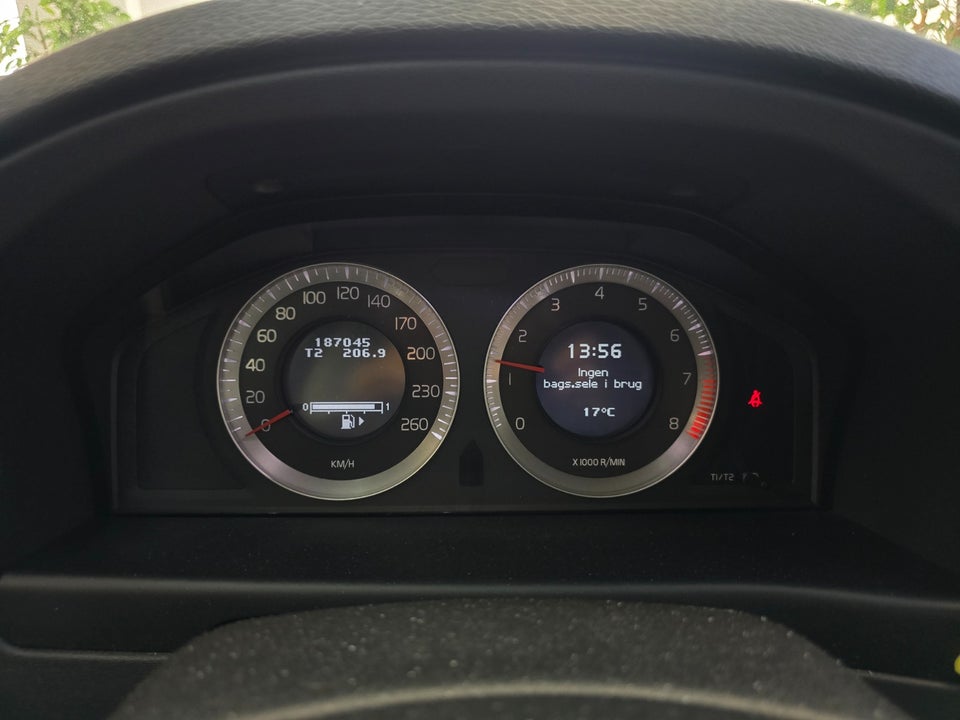 Volvo V70 2,0 Summum 5d