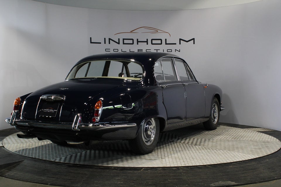 Jaguar 420 4,2 aut. 4d