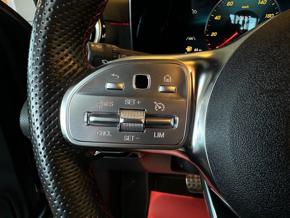 Mercedes A200 d 2,0 AMG Line aut. 4d