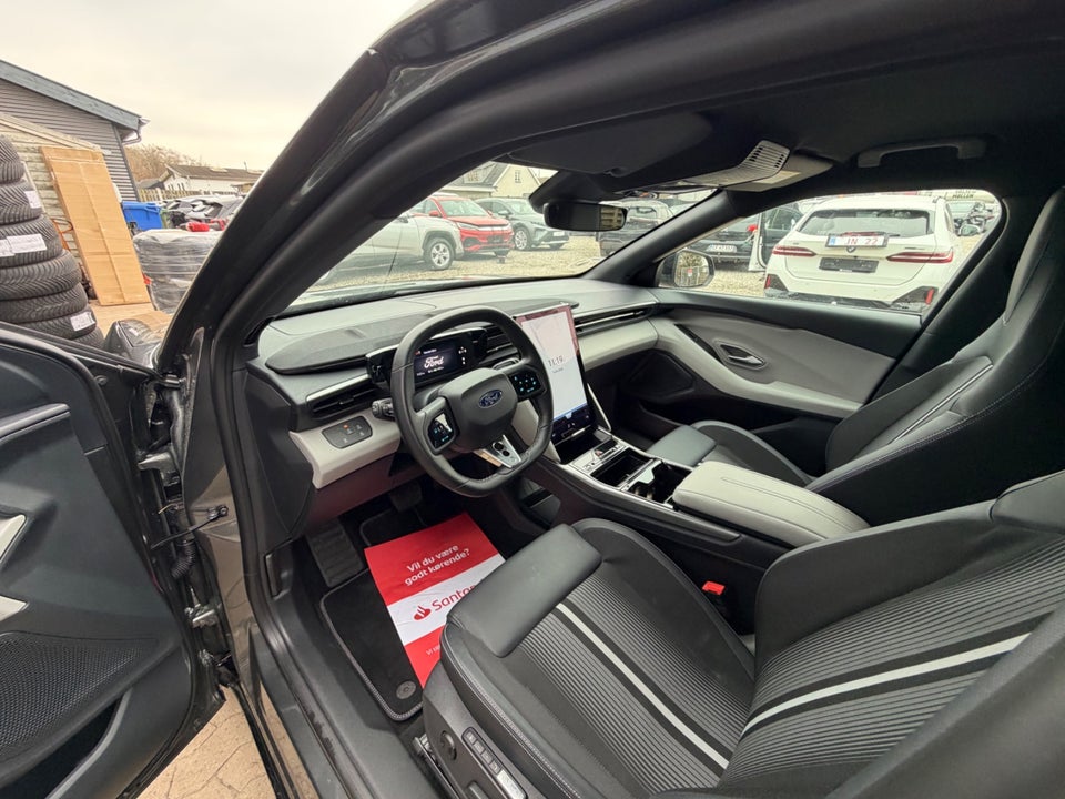 Ford Capri 77 Select Extended Range 5d