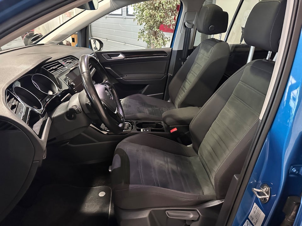 VW Touran 2,0 TDi 150 Highline DSG Van 5d