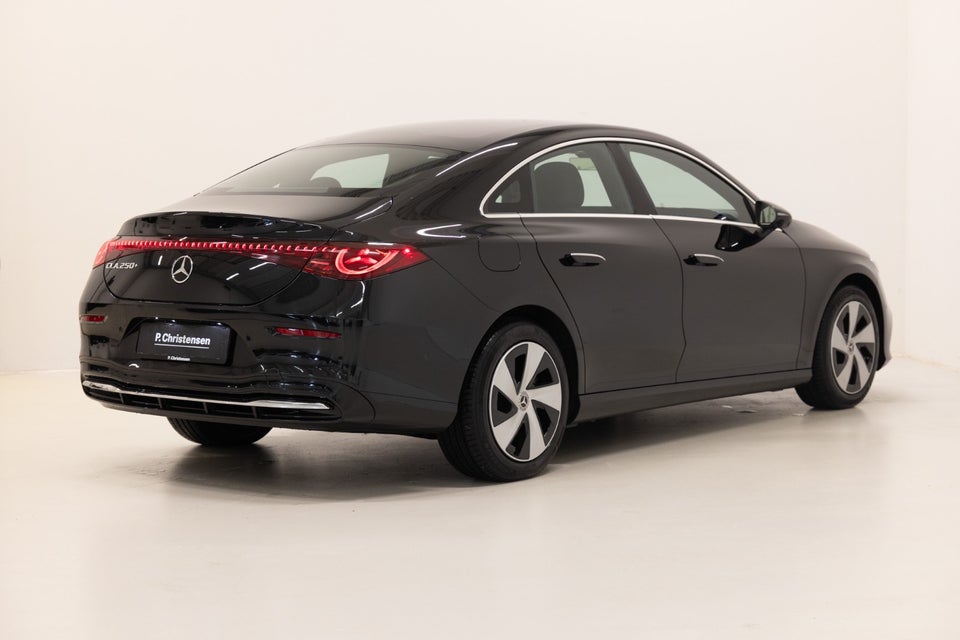 Mercedes CLA250+ electric Progressive Advance Plus 4d