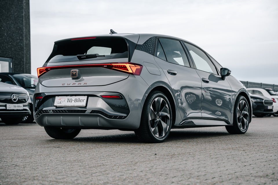 Cupra Born 77 e-Boost 5d