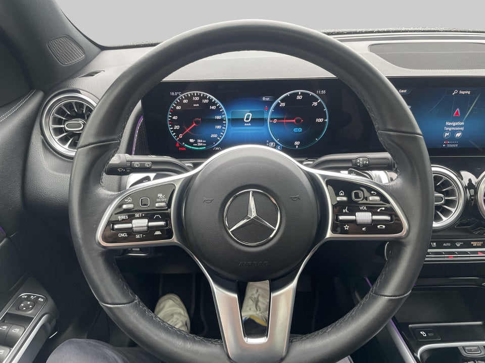 Mercedes EQB300 4Matic 7prs 5d