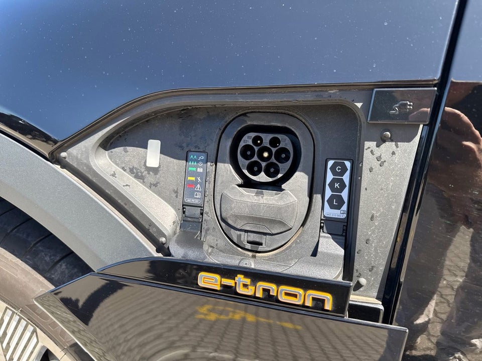 Audi e-tron 50 quattro 5d