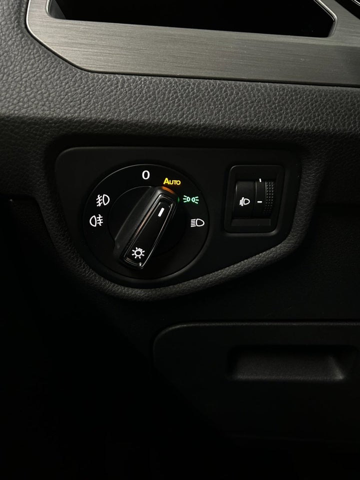 VW Touran 1,6 TDi 115 Comfortline DSG 7prs 5d