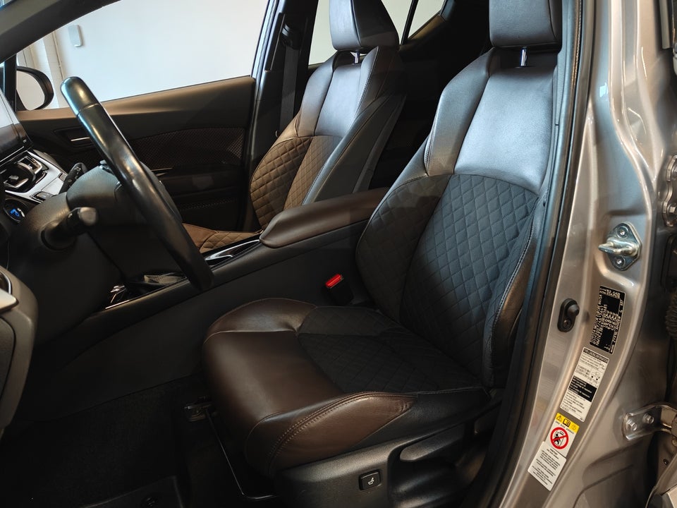 Toyota C-HR 1,8 Hybrid C-HIC CVT 5d