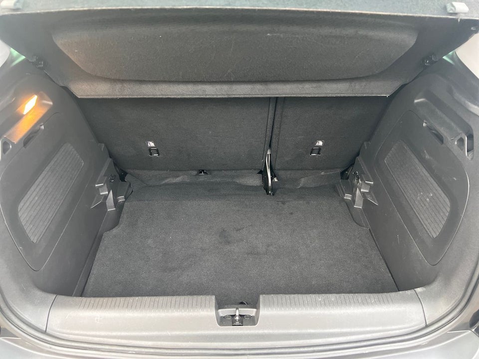 Opel Crossland 1,2 T 110 First Edition 5d