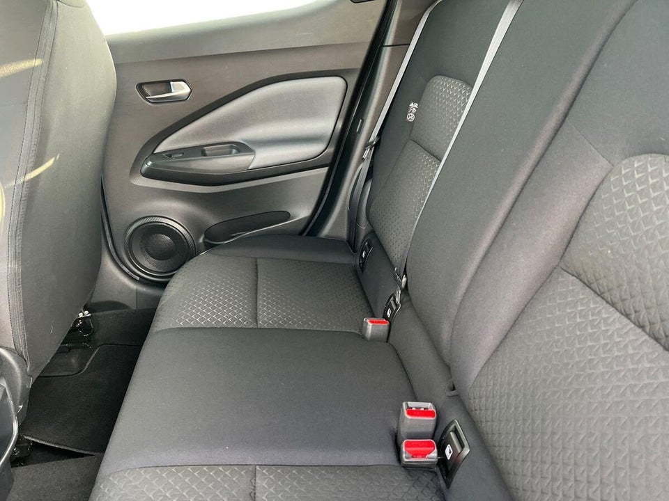 Nissan Juke 1,0 Dig-T 114 N-Connecta DCT 5d