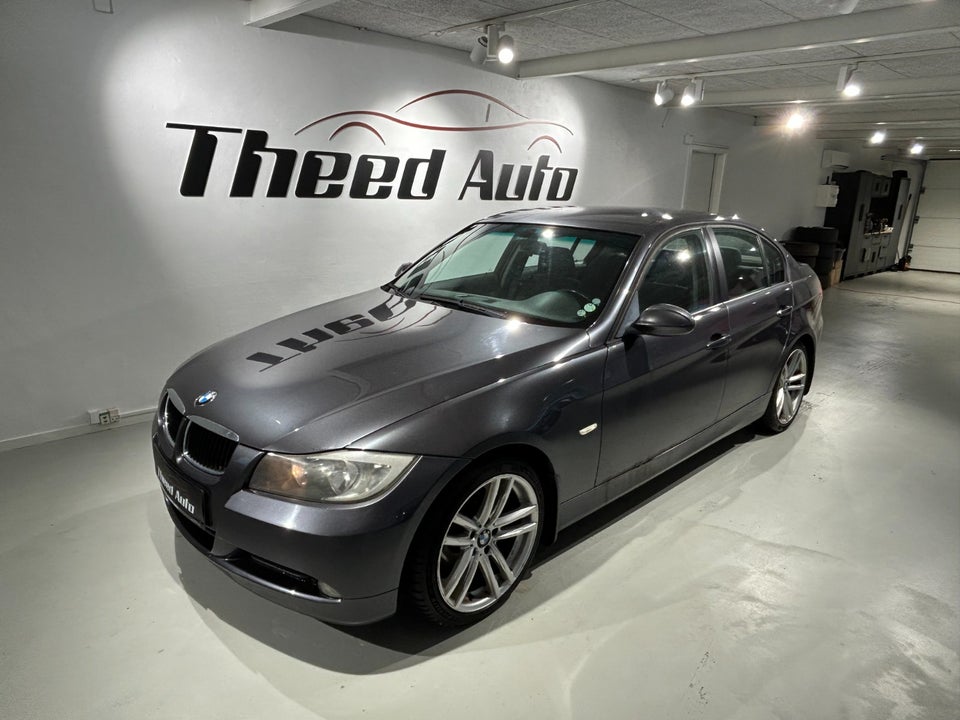 BMW 320i 2,0  4d