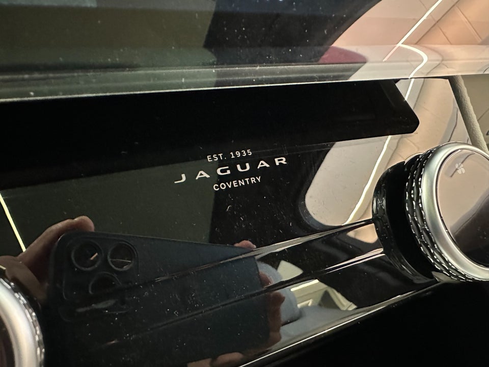 Jaguar F-Pace 2,0 P400e R-Dynamic S aut. 5d