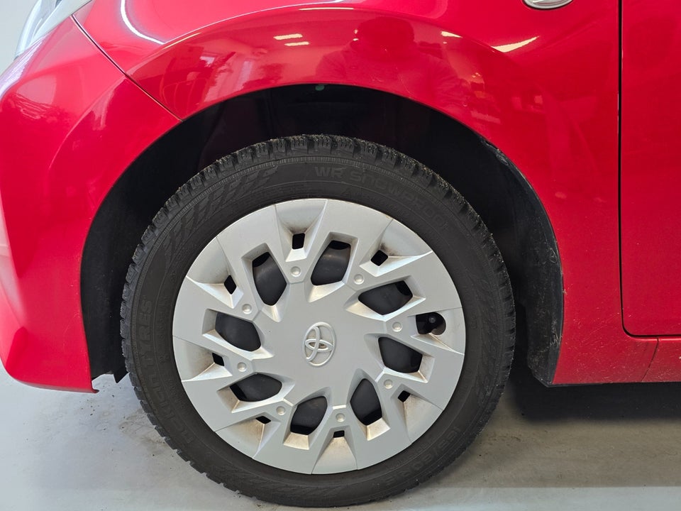 Toyota Aygo 1,0 VVT-i x-pression 5d