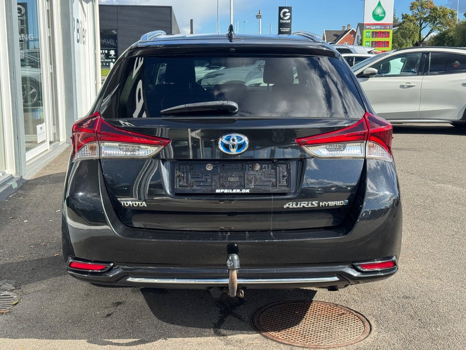 Toyota Auris 1,8 Hybrid H2 Comfort Touring Sports CVT 5d