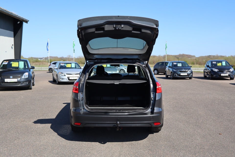 Ford Focus 1,0 SCTi 125 Titanium stc. 5d