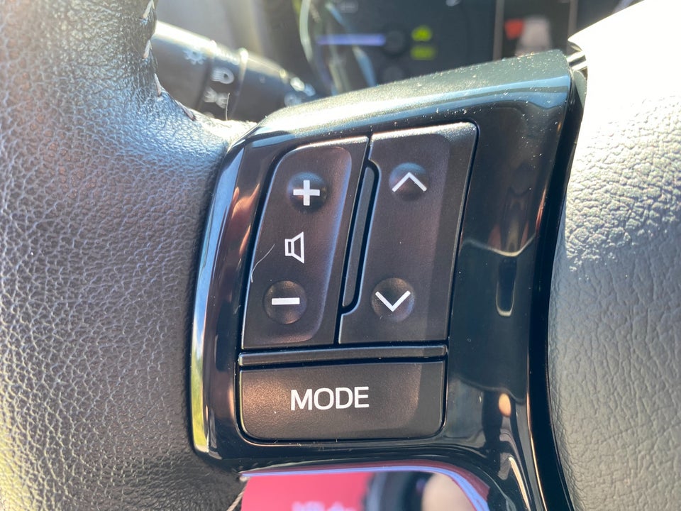 Toyota Yaris 1,5 Hybrid H3 Premium e-CVT 5d