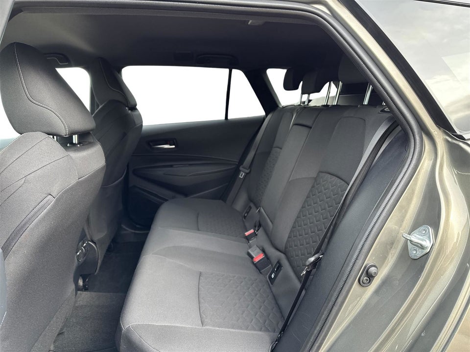 Toyota Corolla 1,8 Hybrid H3 Premium Touring Sports MDS 5d