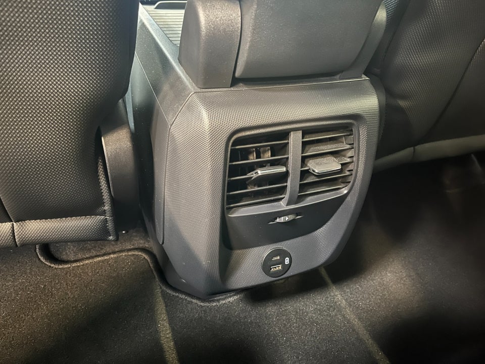 Ford Mustang Mach-E 70 Standard Range 5d