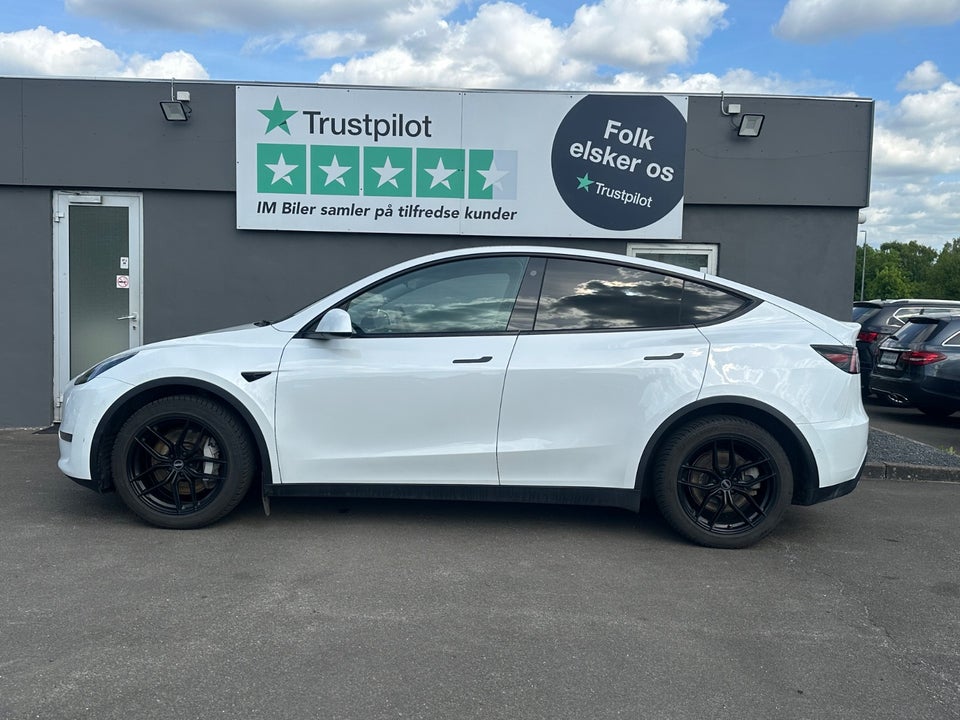 Tesla Model Y Long Range AWD 5d