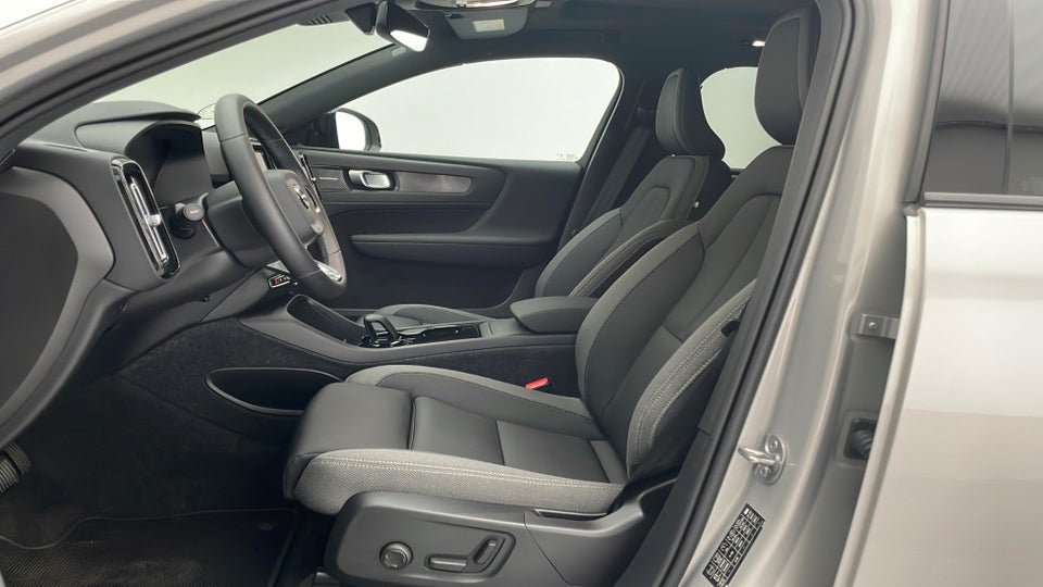 Volvo XC40 ReCharge Twin Ultimate 5d