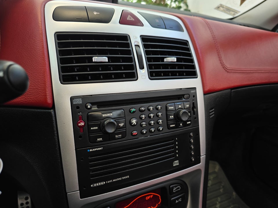 Peugeot 307 2,0 16V CC 2d