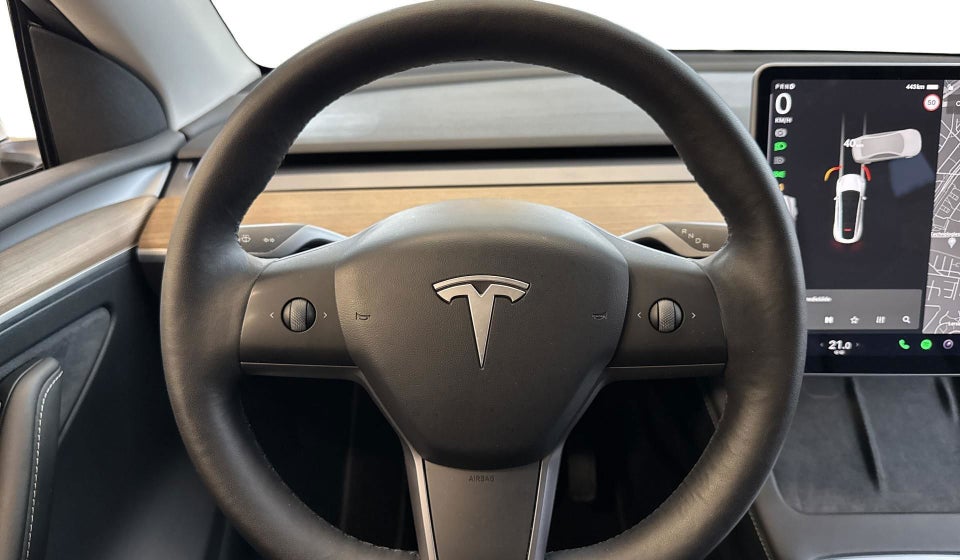 Tesla Model Y Long Range AWD 5d