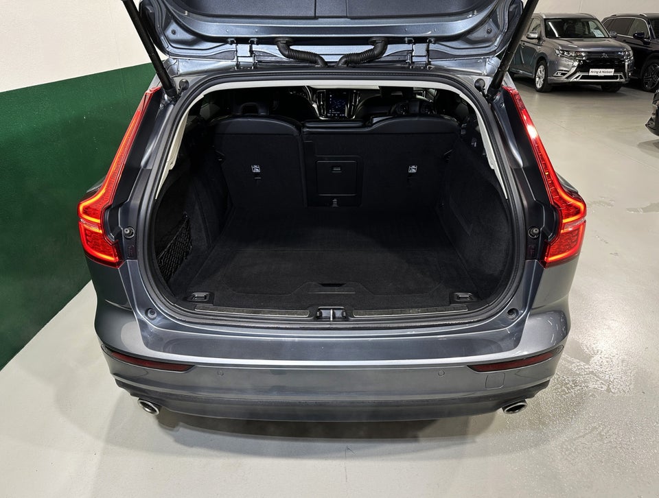 Volvo V60 2,0 T4 190 Momentum aut. 5d