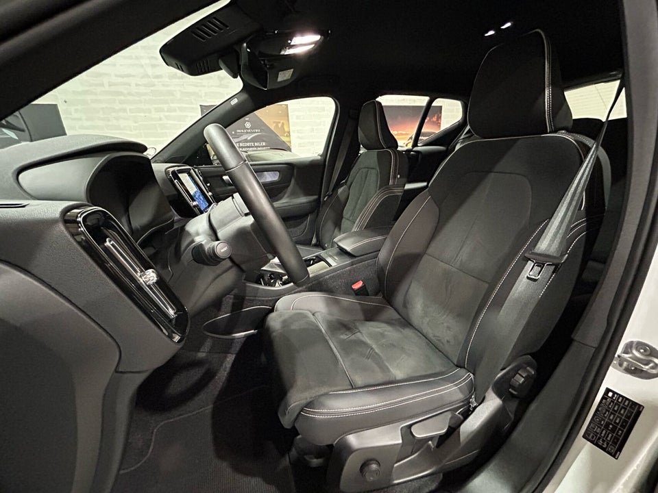 Volvo XC40 P6 ReCharge Core 5d