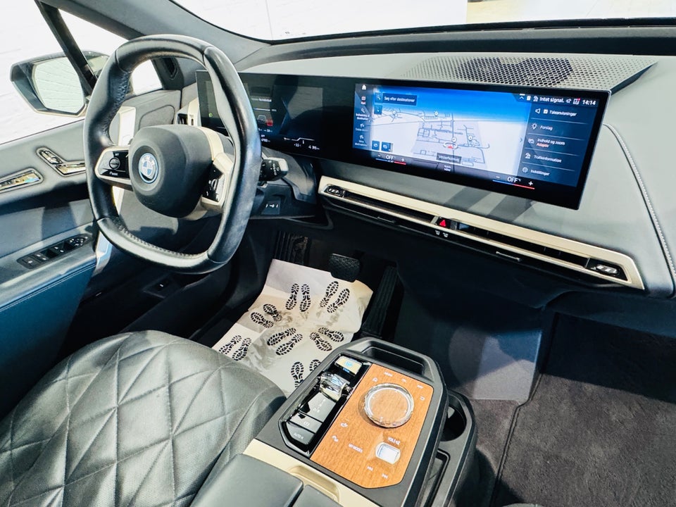 BMW iX xDrive40 5d