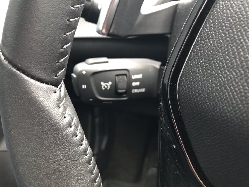 Peugeot 2008 1,2 PureTech 130 Allure EAT8 5d