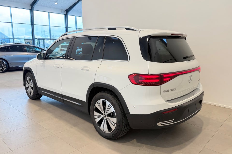 Mercedes EQB300 Progressive 4Matic 5d