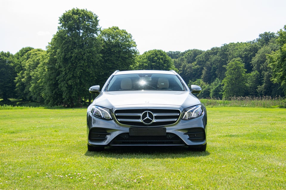 Mercedes E220 d 2,0 AMG Line stc. aut. 5d