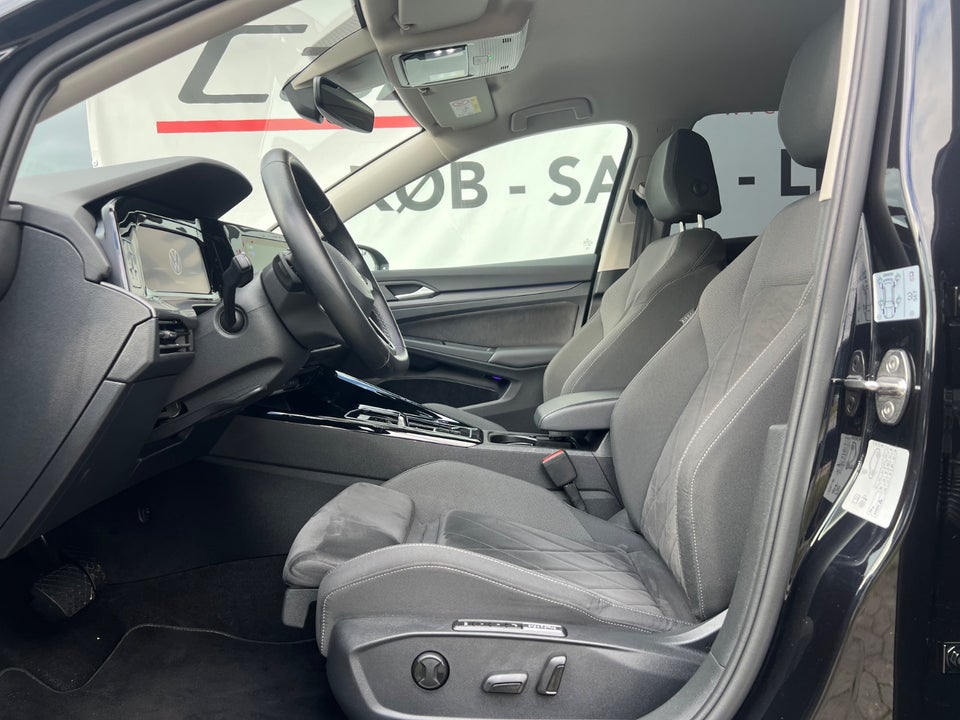 VW Golf VIII 1,5 eTSi 150 Style 75 Years Edition DSG 5d