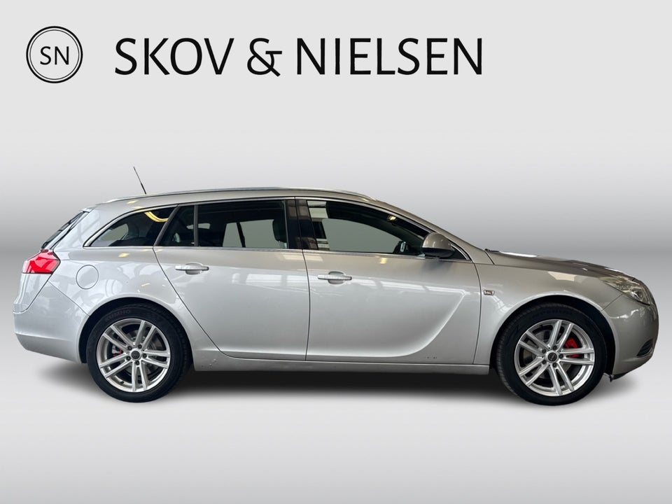 Opel Insignia 2,0 CDTi 130 Cosmo Sports Tourer eco 5d