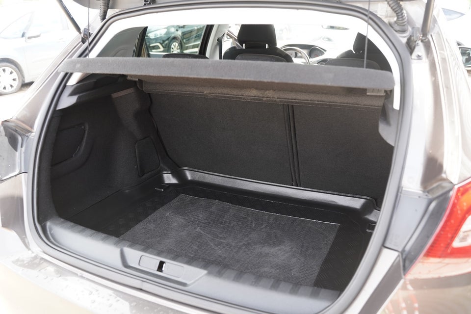 Peugeot 308 1,6 BlueHDi 120 Allure 5d