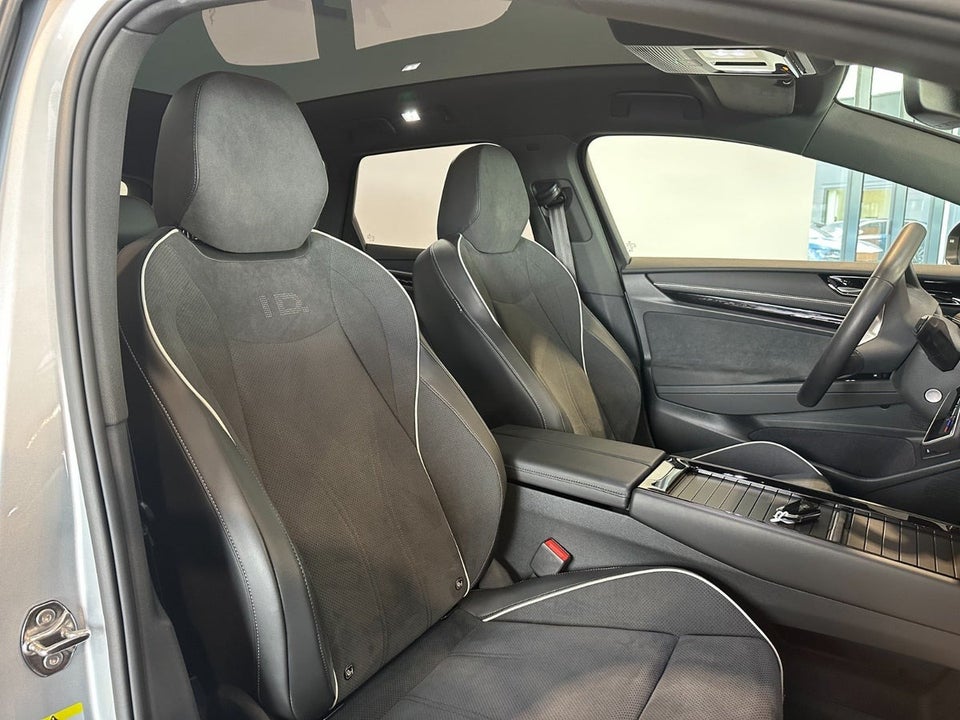 VW ID.7 86 Style S Tourer 5d
