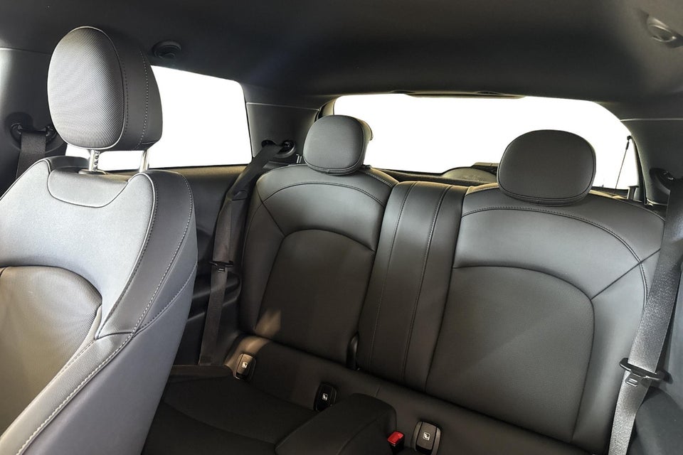 MINI Cooper SE Classic Trim 3d