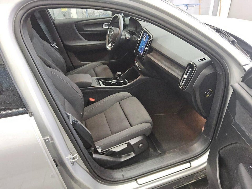 Volvo XC40 ReCharge Twin Plus 5d