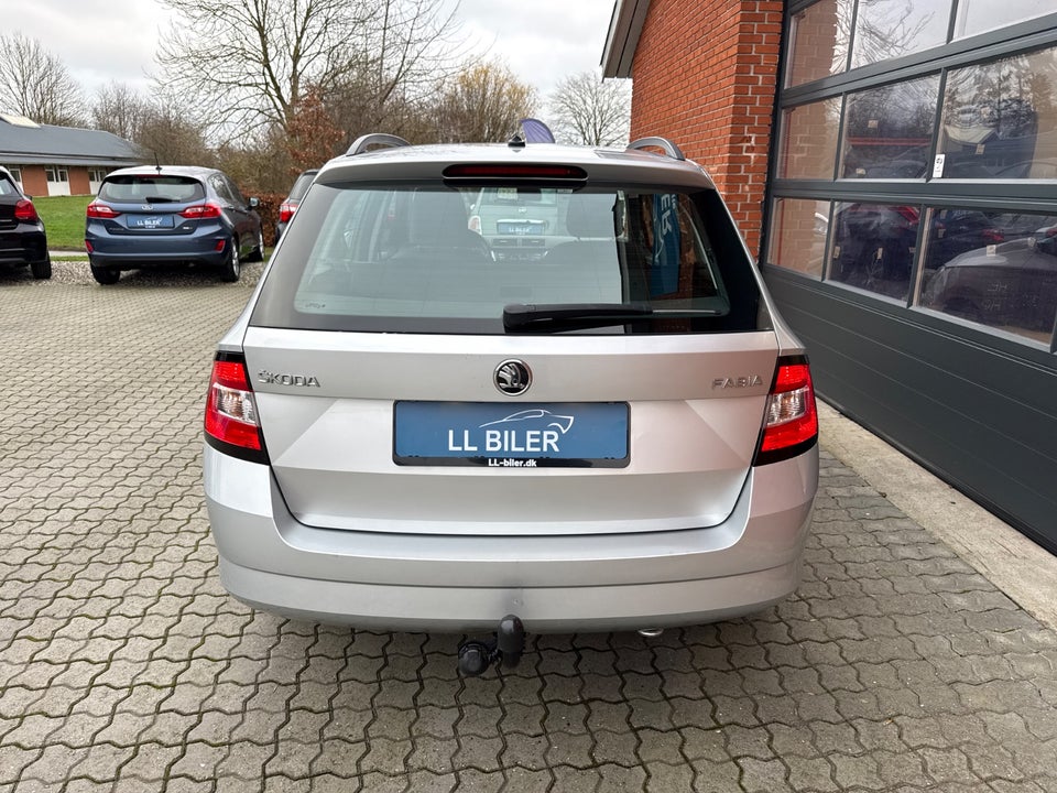 Skoda Fabia 1,2 TSi 110 Ambition Combi 5d