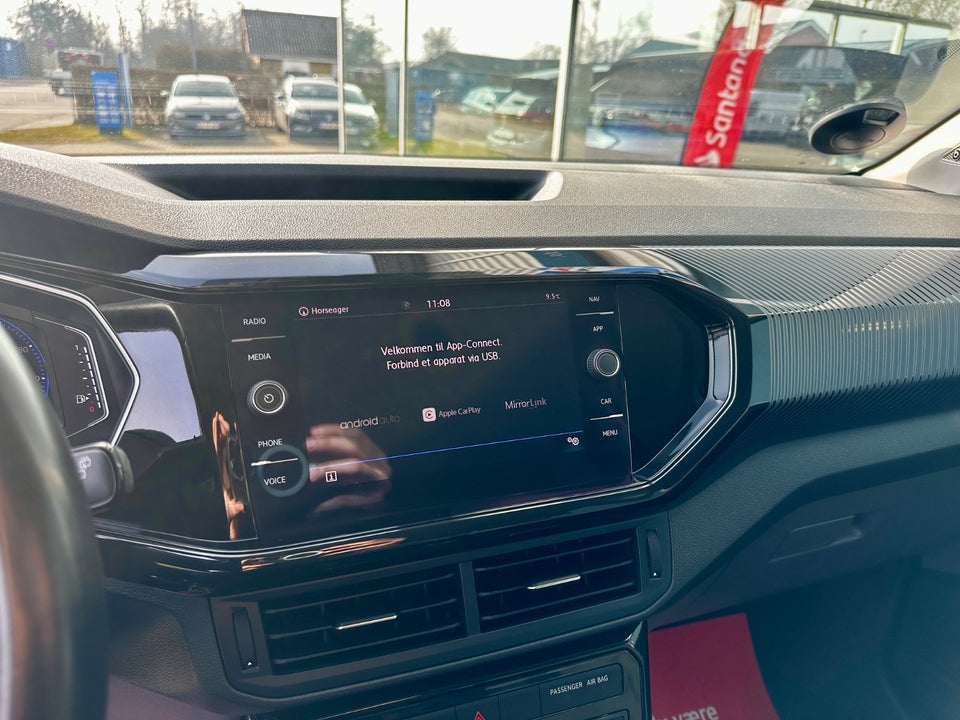 VW T-Cross 1,0 TSi 115 First Edition 5d