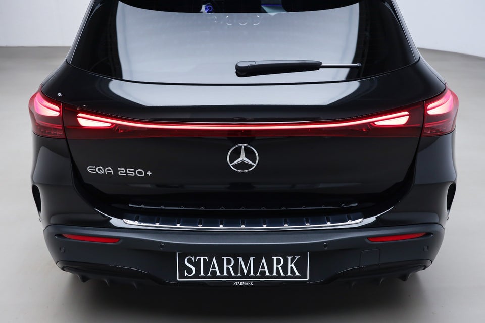 Mercedes EQA250+ AMG Premium 5d