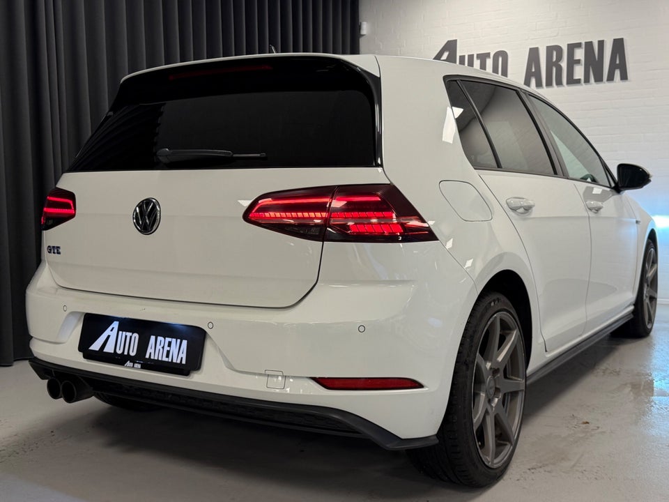 VW Golf VII 1,4 GTE DSG 5d