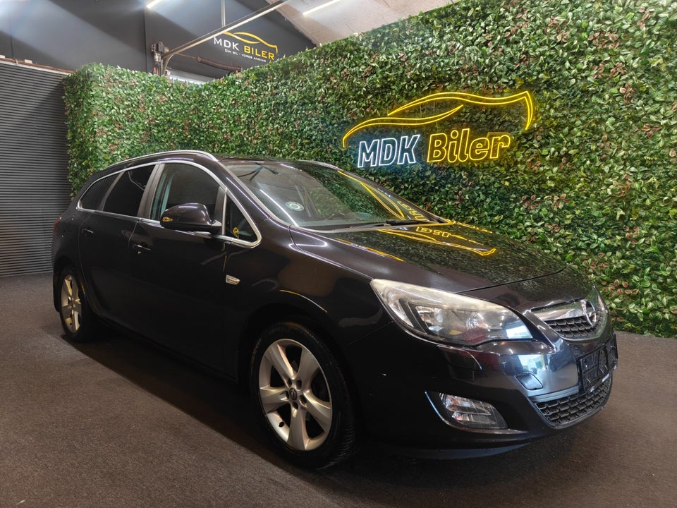 Opel Astra 1,4 T 140 Enjoy Sports Tourer 5d
