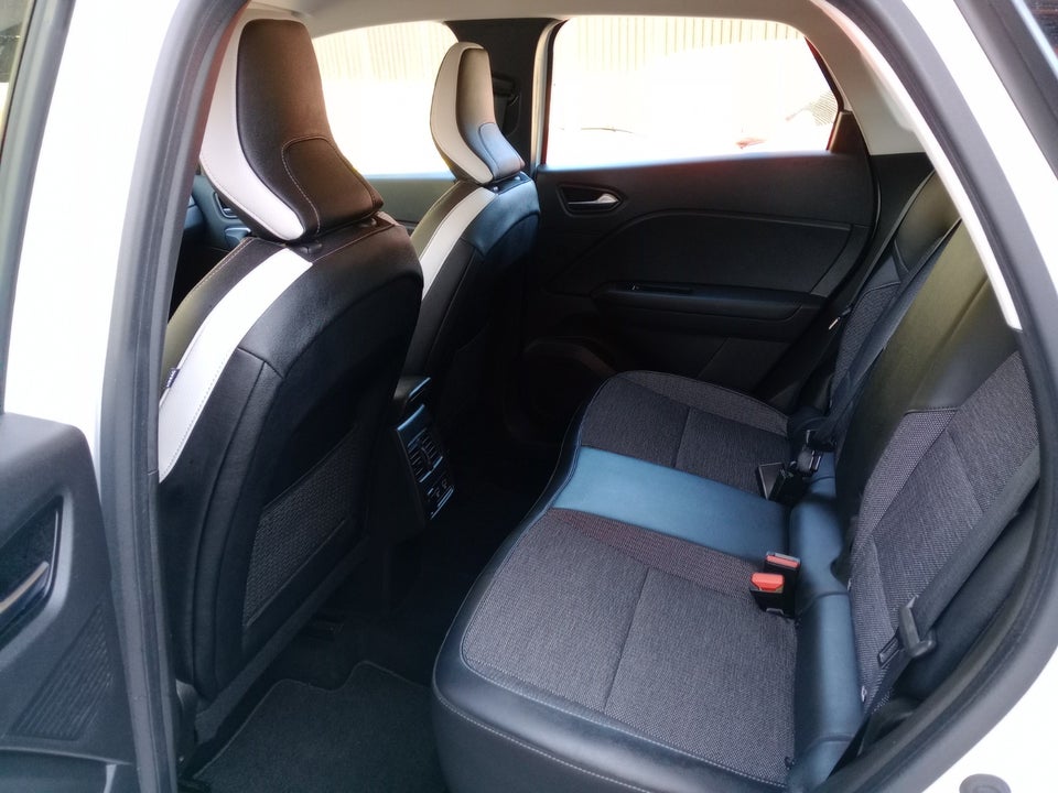 Renault Captur 1,6 E-Tech Intens 5d