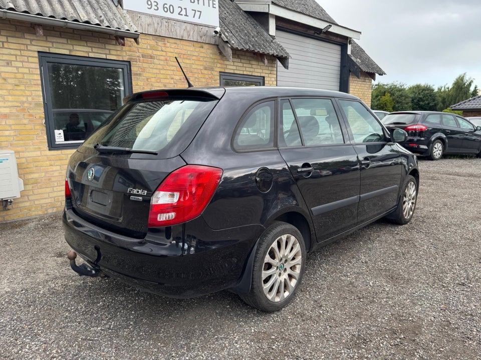 Skoda Fabia 1,2 TSi 86 Ambiente Combi 5d