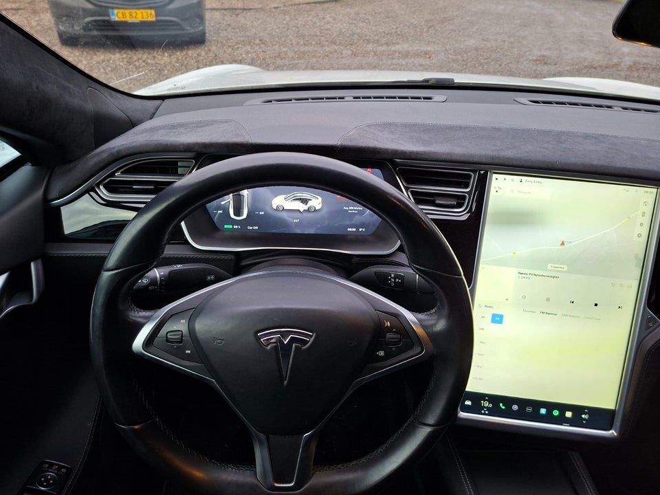 Tesla Model S 85D 5d
