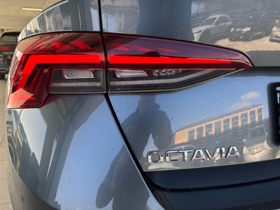 Skoda Octavia 1,4 TSi iV Plus DSG 5d